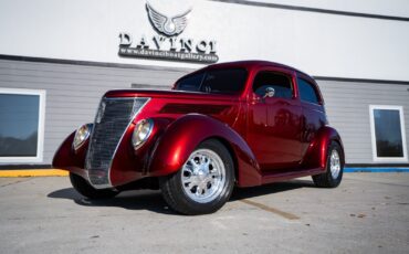 Ford-Humpback-1937-Sedan-2