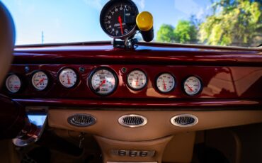Ford-Humpback-1937-Sedan-20