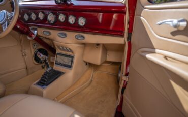 Ford-Humpback-1937-Sedan-28