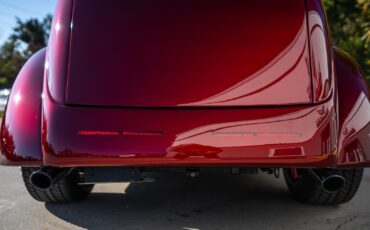 Ford-Humpback-1937-Sedan-33