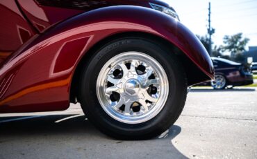 Ford-Humpback-1937-Sedan-5
