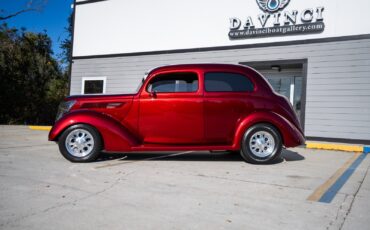 Ford-Humpback-1937-Sedan-7