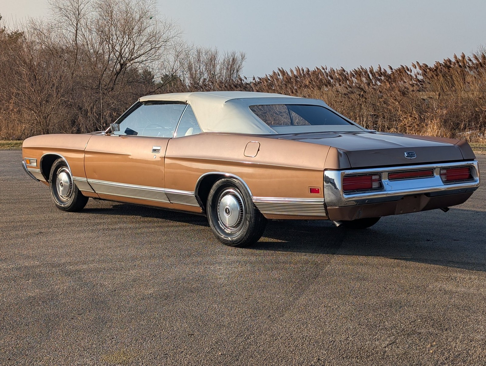 Ford-LTD-1972-Convertible-2