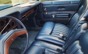 Ford-LTD-II-1978-2-dr-36