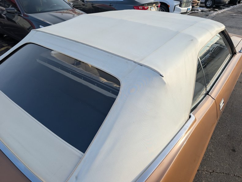 Ford-Ltd-1972-Gold-Cream-Beige-15