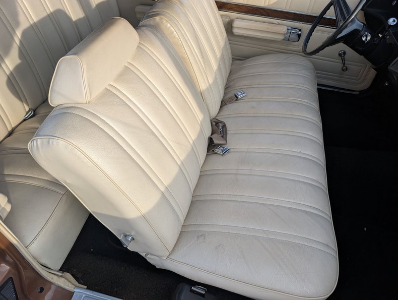 Ford-Ltd-1972-Gold-Cream-Beige-20