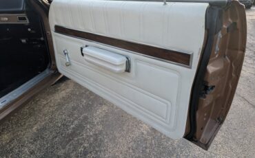 Ford-Ltd-1972-Gold-Cream-Beige-22