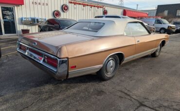 Ford-Ltd-1972-Gold-Cream-Beige-4