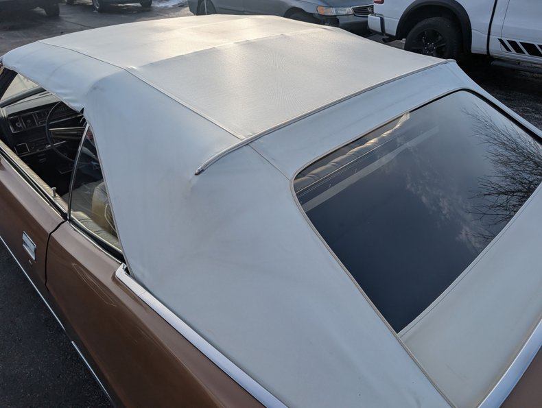 Ford-Ltd-1972-Gold-Cream-Beige-5