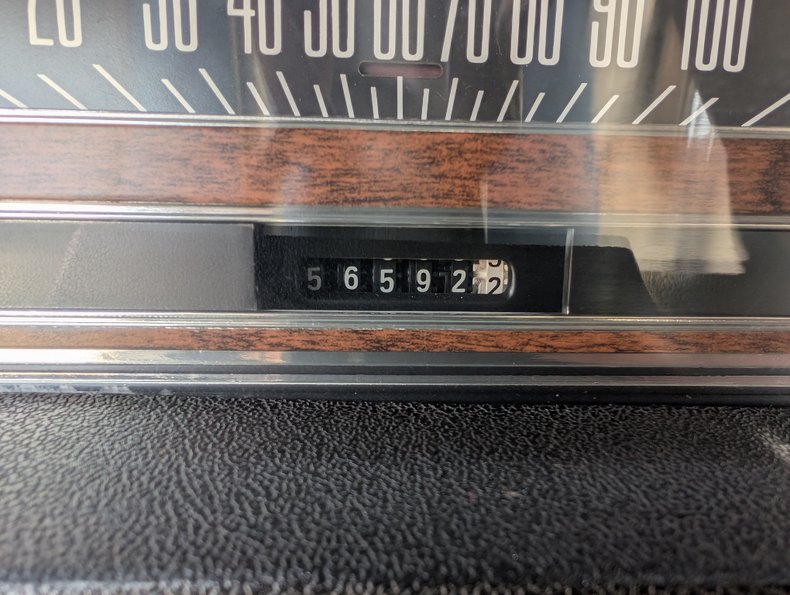 Ford-Ltd-1972-Gold-Cream-Beige-9