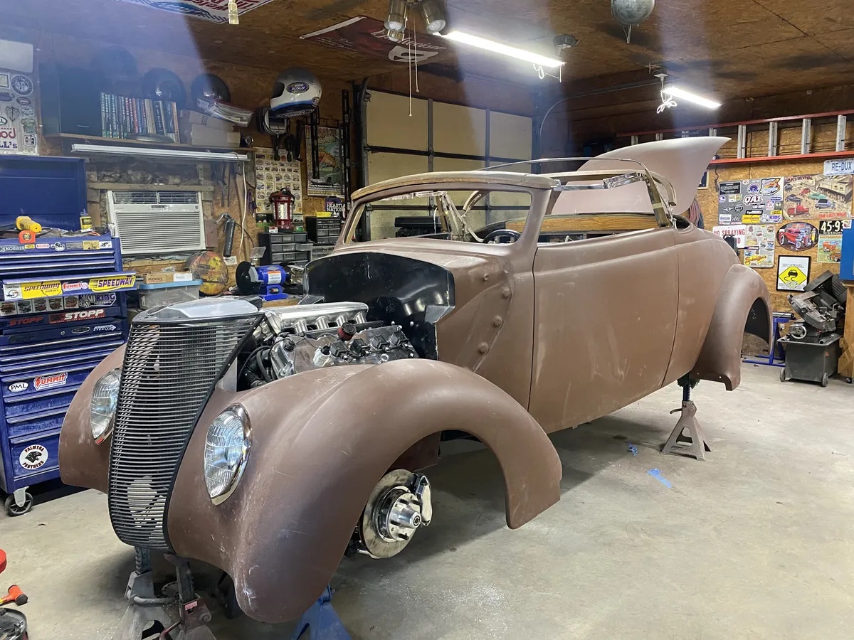 Ford-Model-48-1937-14