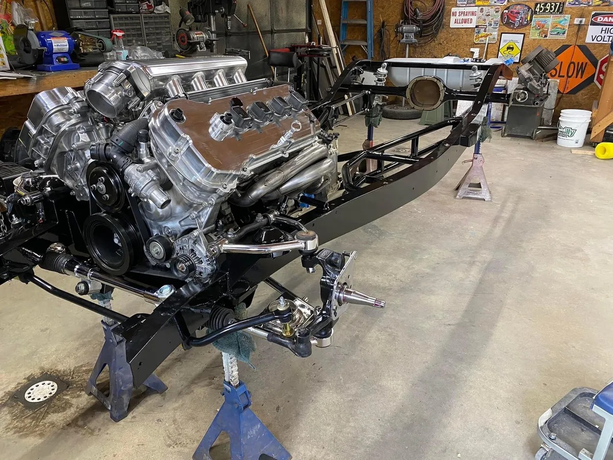 Ford-Model-48-1937-4