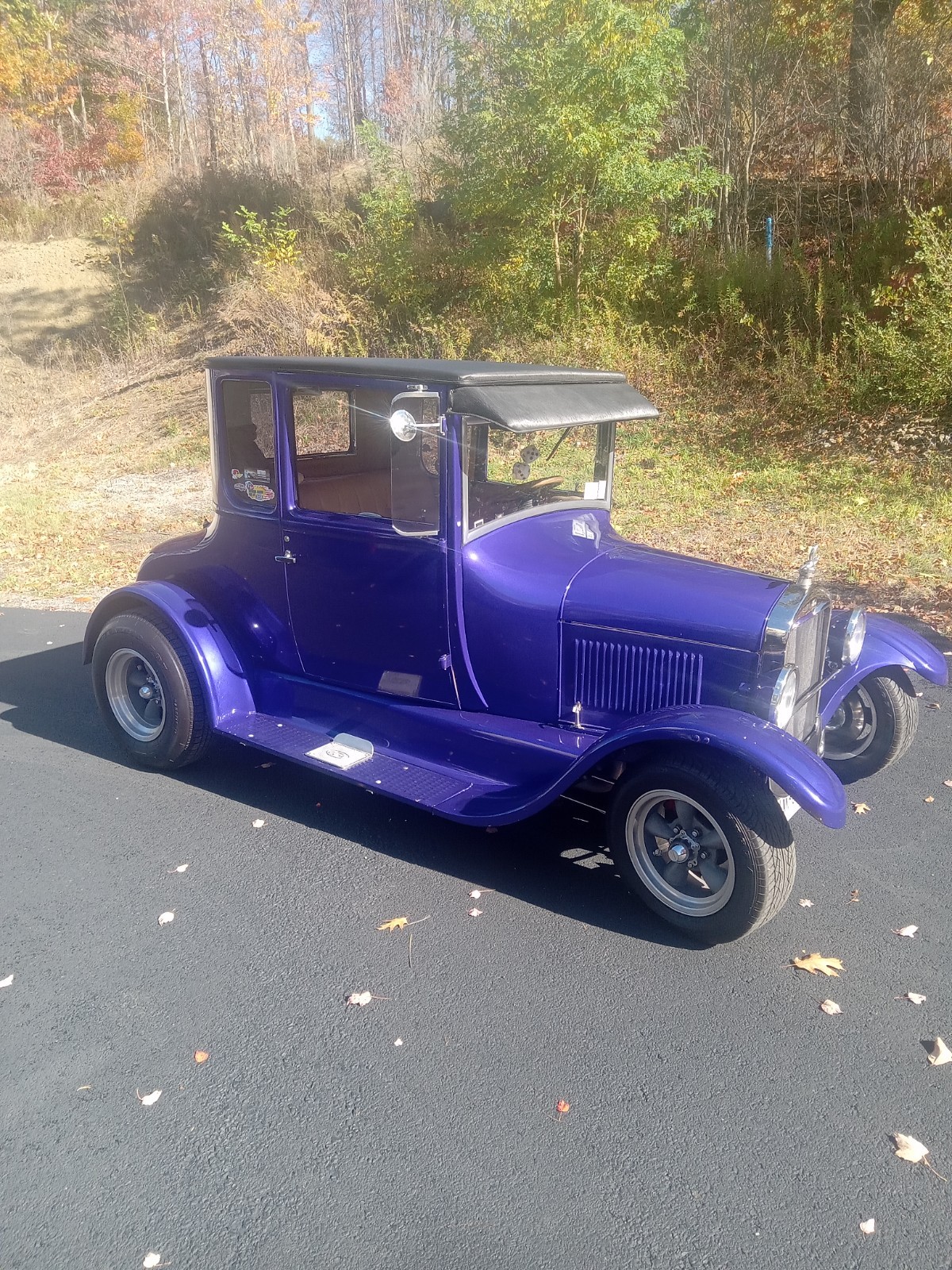 Ford-Model-A-1927-Coupe-1