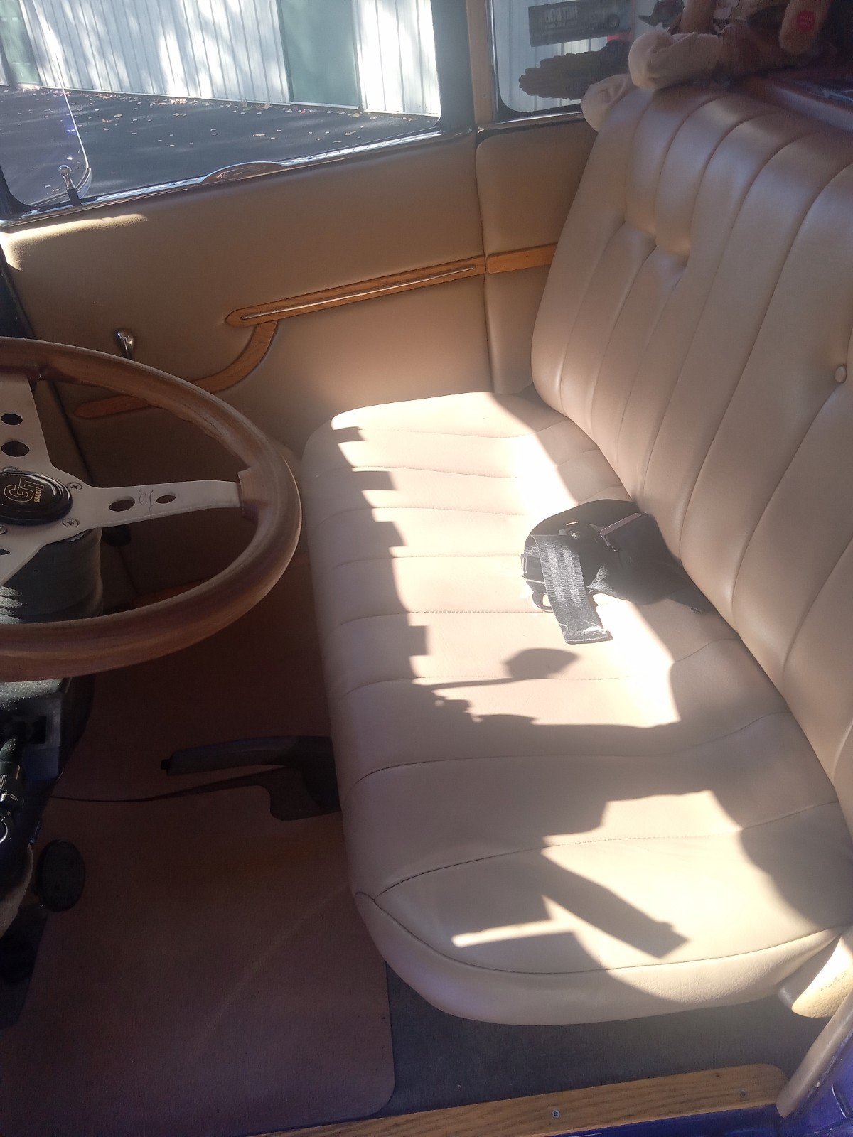 Ford-Model-A-1927-Coupe-2