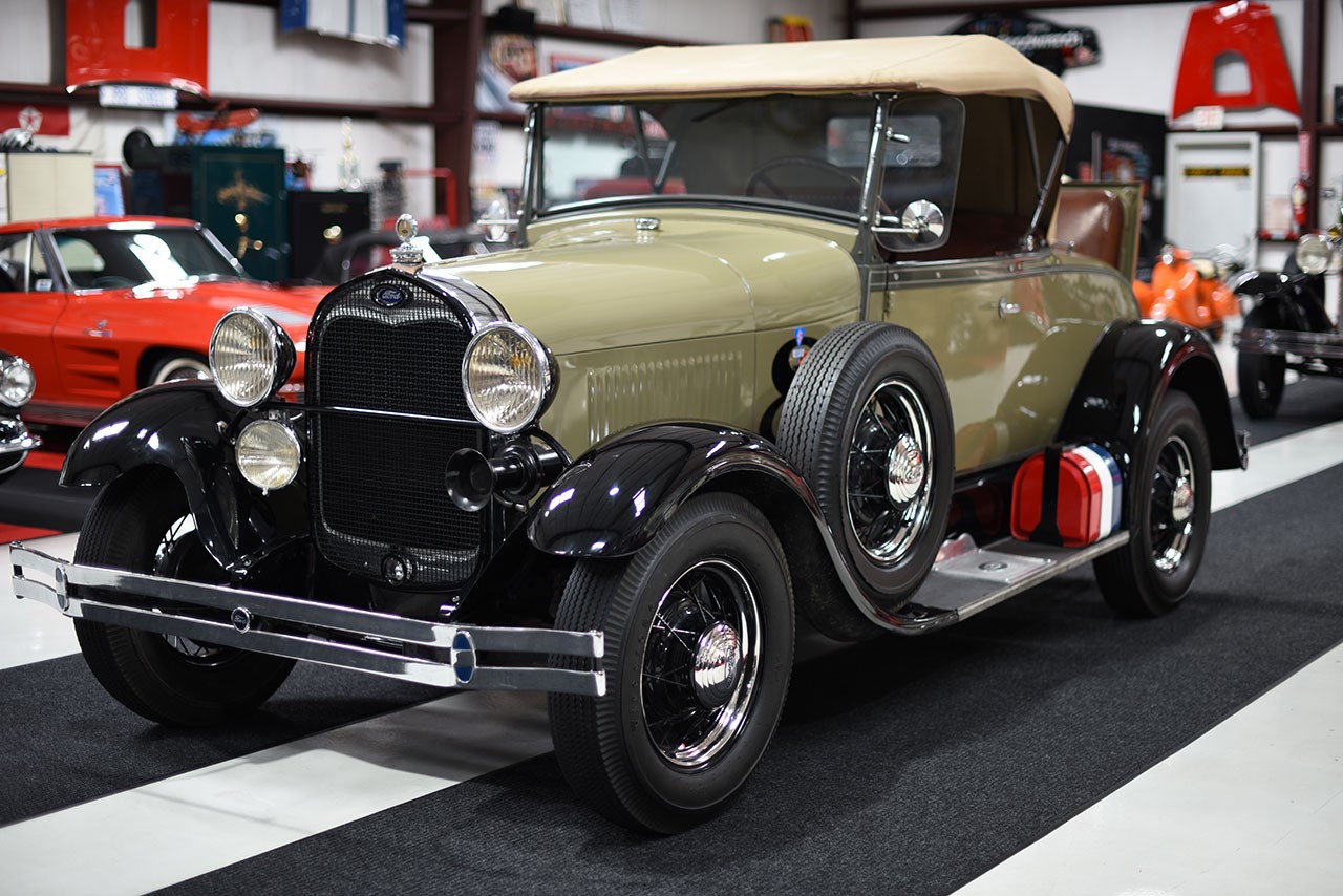 Ford-Model-A-1928-Convertible-1