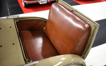 Ford-Model-A-1928-Convertible-13