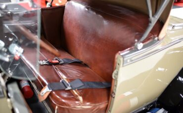 Ford-Model-A-1928-Convertible-9