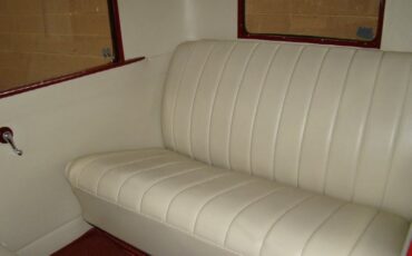 Ford-Model-A-1930-15