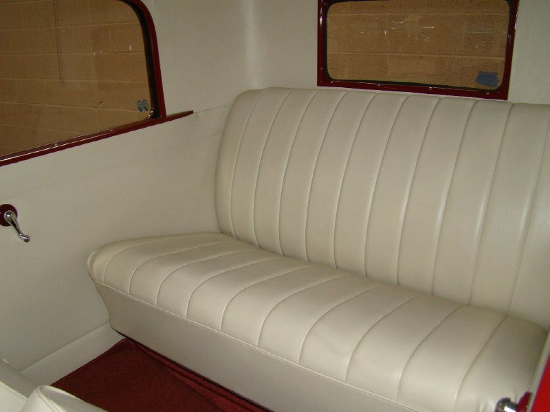 Ford-Model-A-1930-15