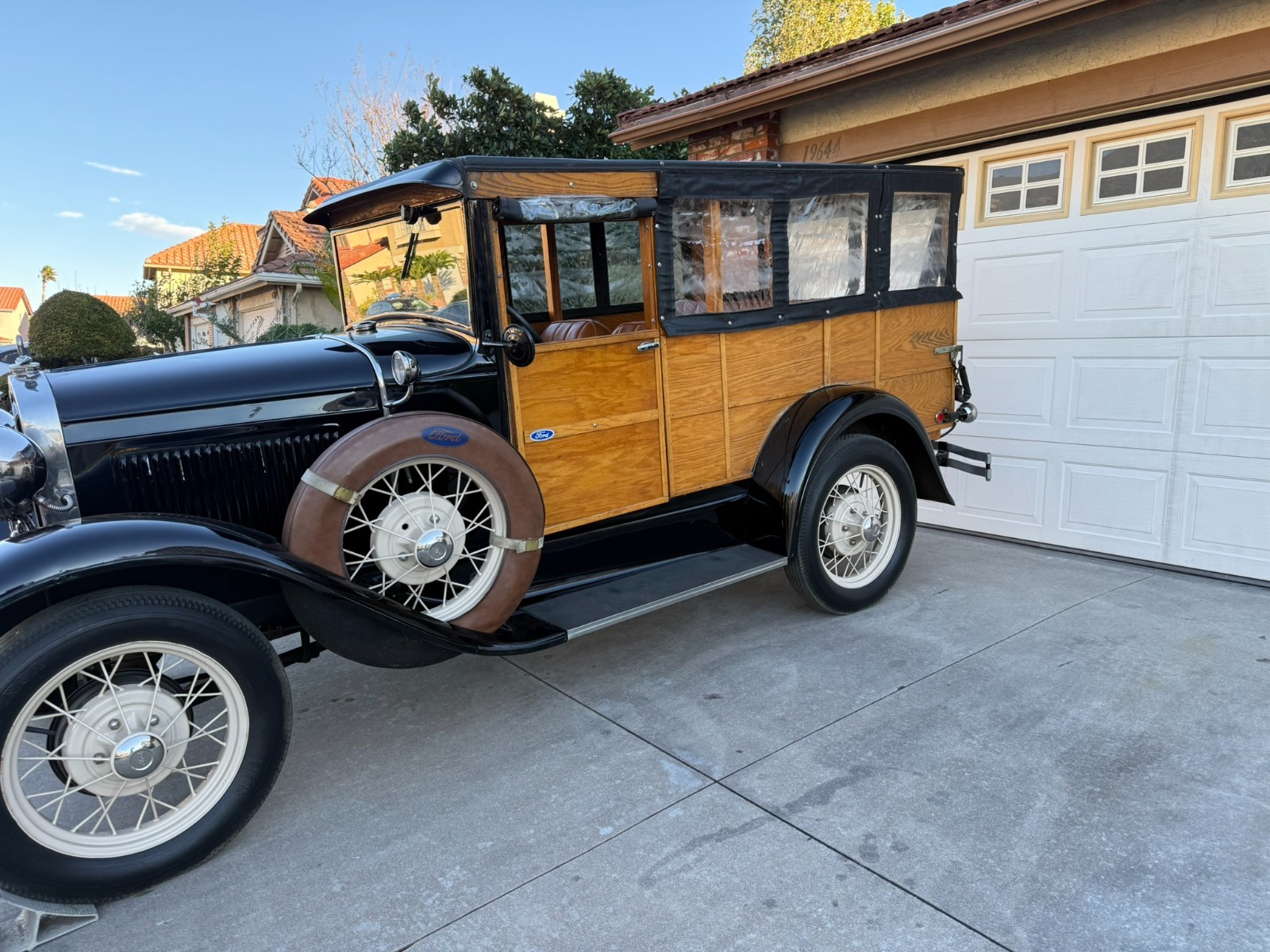 Ford-Model-A-1931-Wagon-6