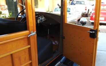 Ford-Model-A-Woody-Estate-Wagon-1930-Woody-Wagon-16