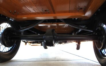 Ford-Model-A-Woody-Estate-Wagon-1930-Woody-Wagon-35