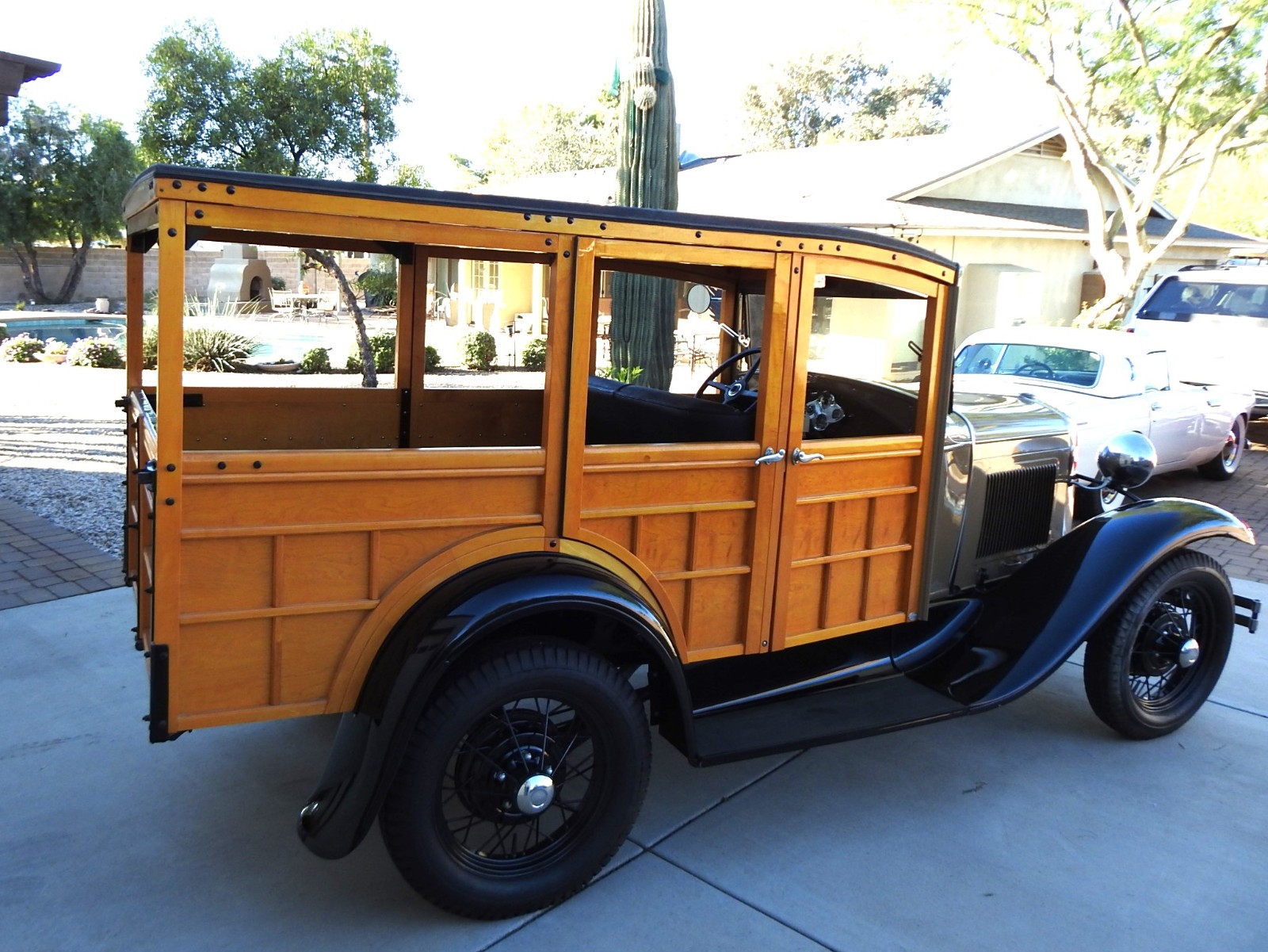 Ford-Model-A-Woody-Estate-Wagon-1930-Woody-Wagon-5