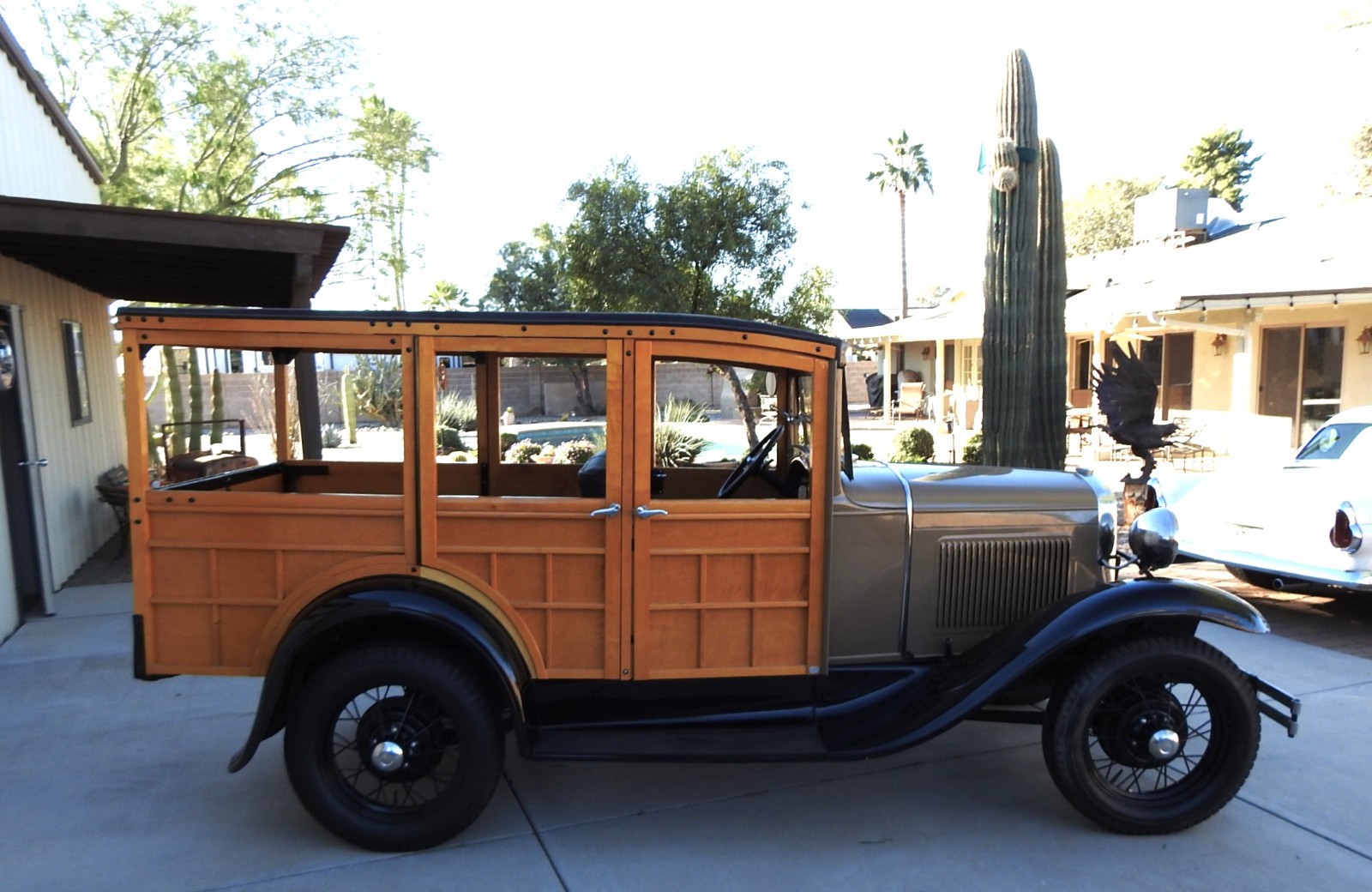 Ford-Model-A-Woody-Estate-Wagon-1930-Woody-Wagon-6