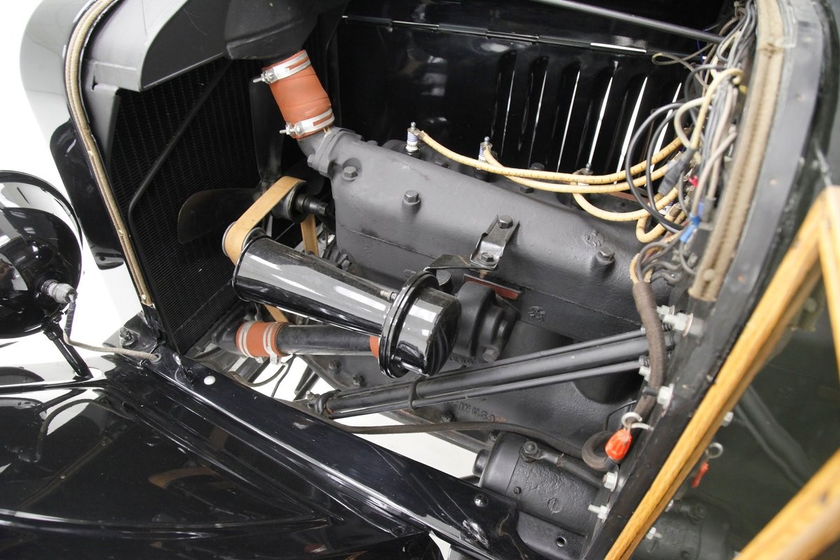 Ford-Model-T-1921-Pickup-Truck-8