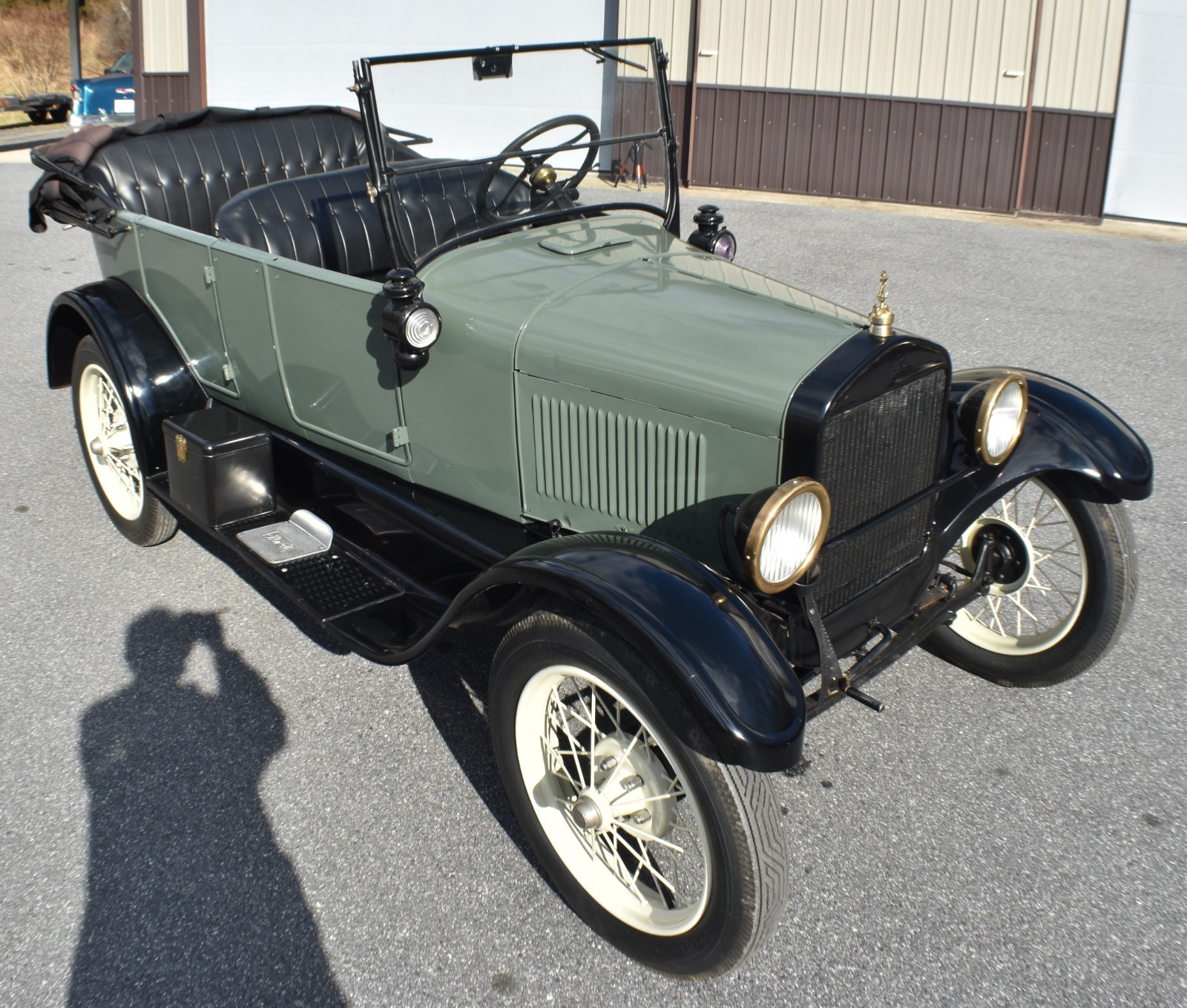 Ford-Model-T-1927-Convertible-12