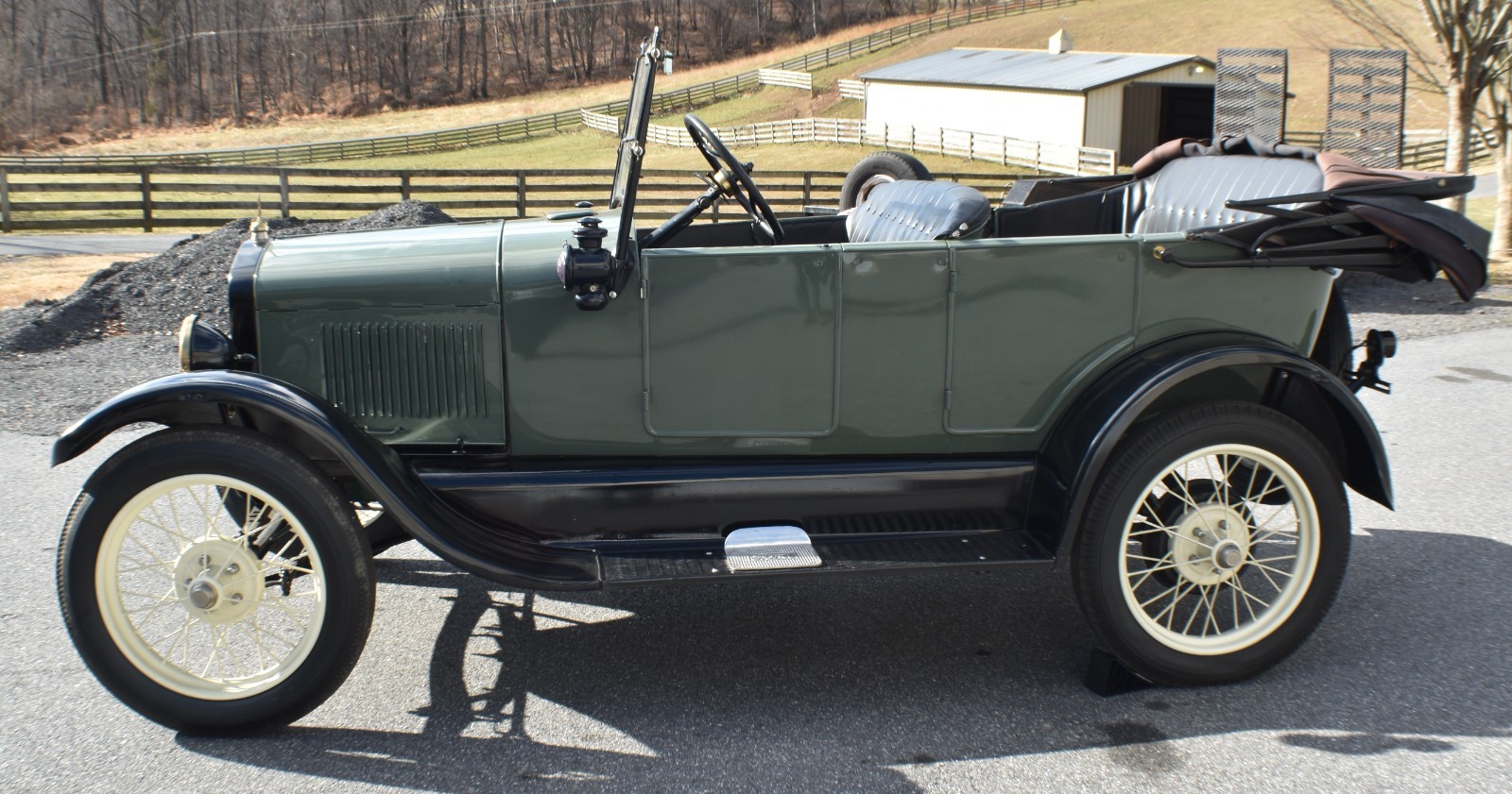 Ford-Model-T-1927-Convertible-14