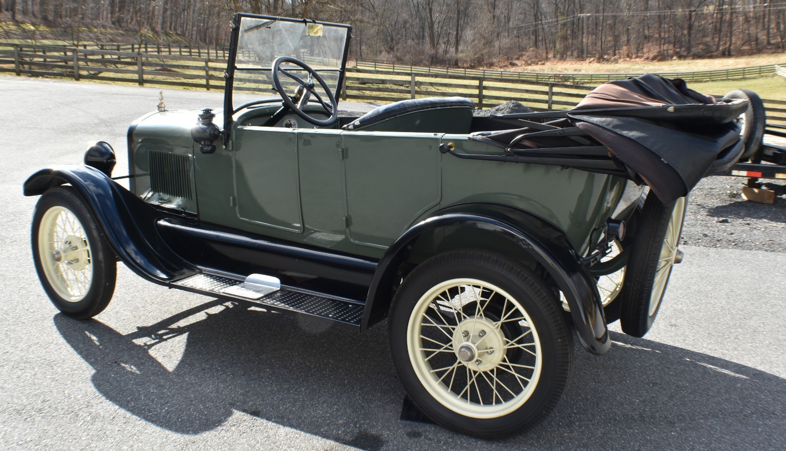 Ford-Model-T-1927-Convertible-15