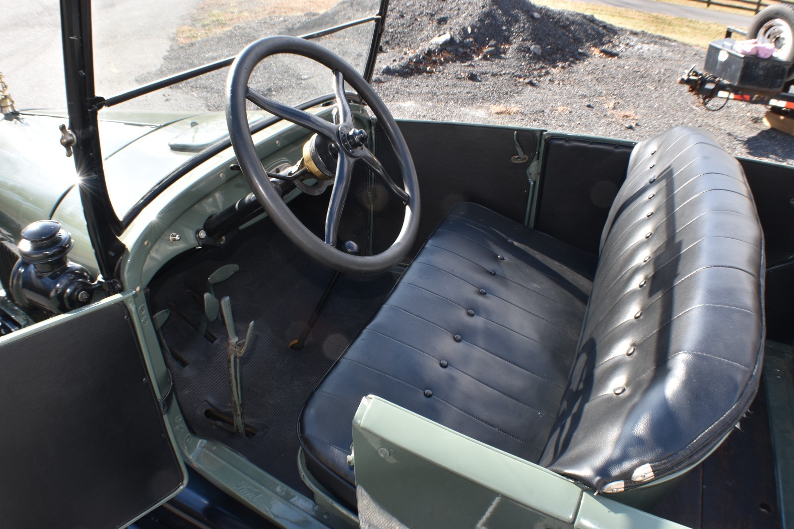 Ford-Model-T-1927-Convertible-22