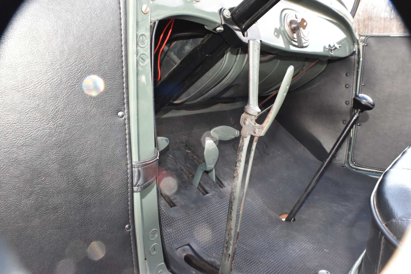 Ford-Model-T-1927-Convertible-23