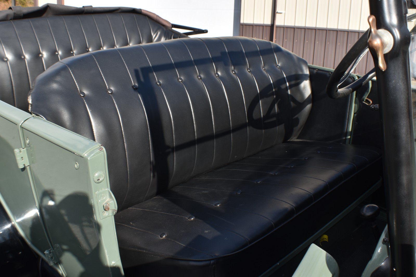 Ford-Model-T-1927-Convertible-28