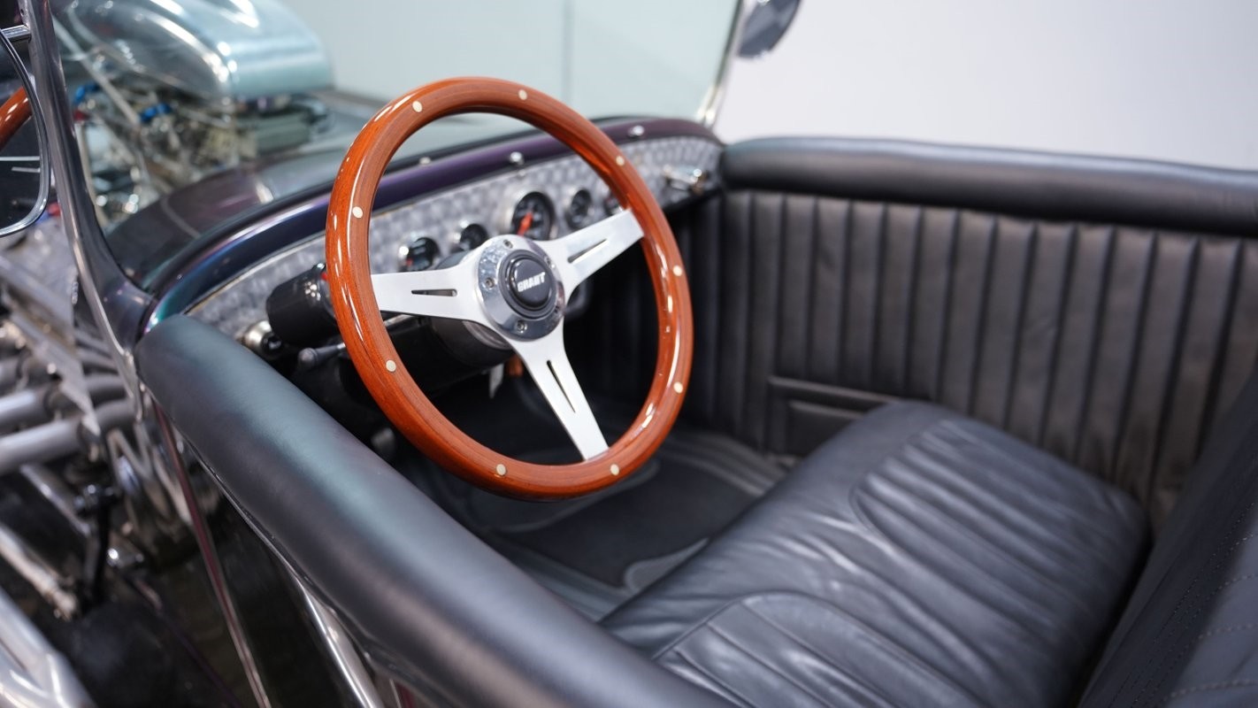 Ford-Model-T-1927-Roadster-4