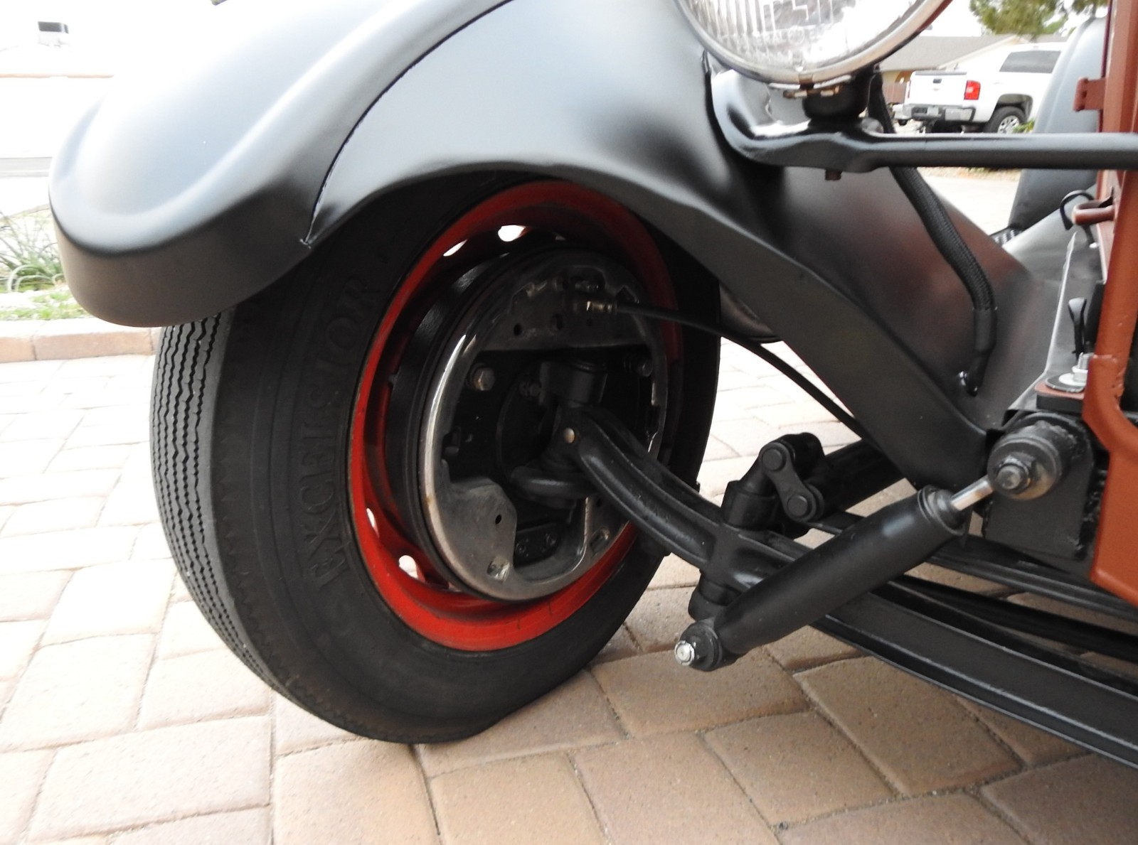 Ford-Model-T-Hot-Rod-Roadster-1927-1927-Ford-Model-T-Hot-Rod-Roadster-20