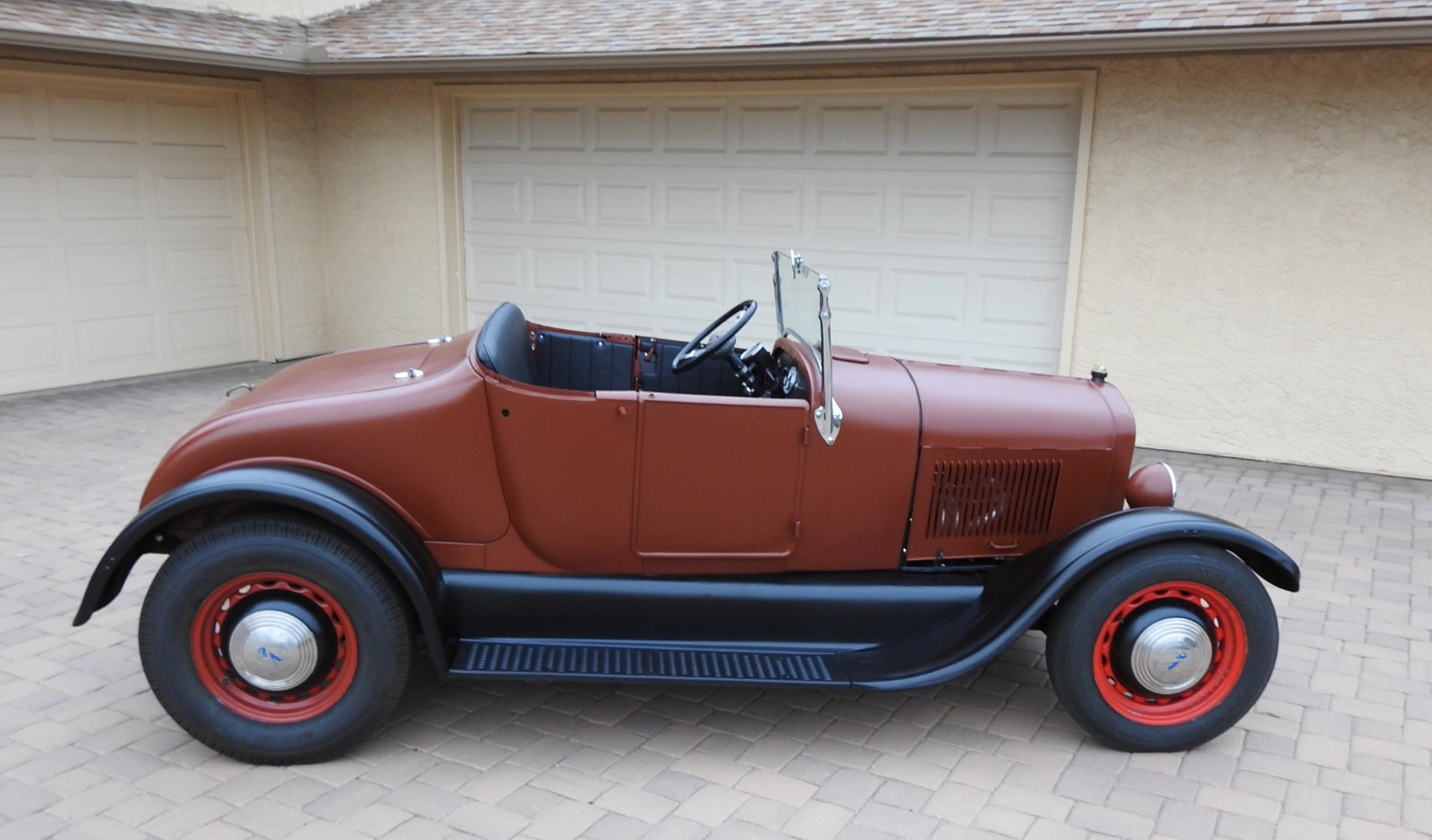 Ford-Model-T-Hot-Rod-Roadster-1927-1927-Ford-Model-T-Hot-Rod-Roadster-6