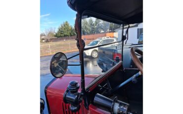 Ford-Model-t-1919-Black-and-Red-Black-17