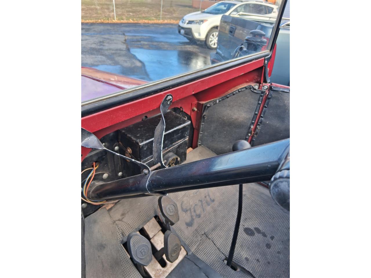 Ford-Model-t-1919-Black-and-Red-Black-20