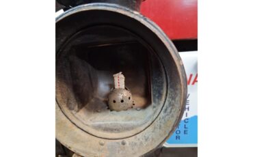 Ford-Model-t-1919-Black-and-Red-Black-28