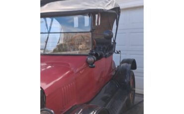 Ford-Model-t-1919-Black-and-Red-Black-9