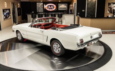 Ford-Mustang-1964-Convertible-18