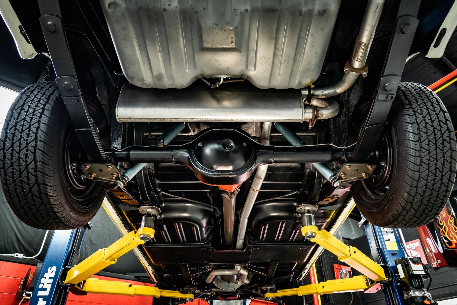 Ford-Mustang-1964-Convertible-4