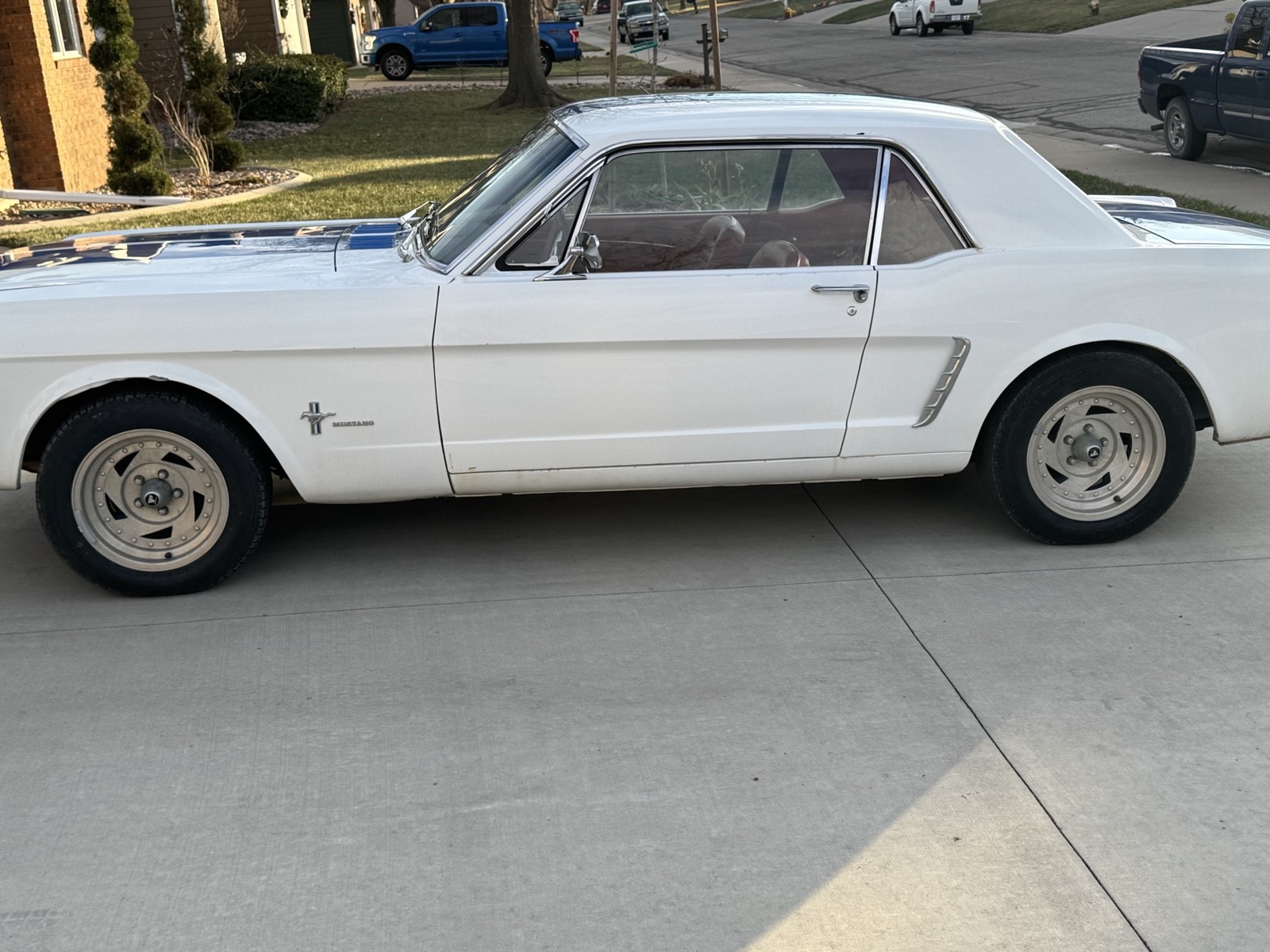 Ford-Mustang-1964-Coupe-2