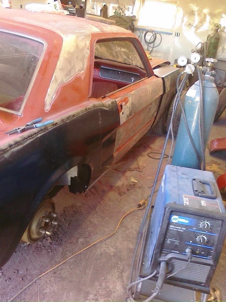 Ford-Mustang-1964-Coupe-26