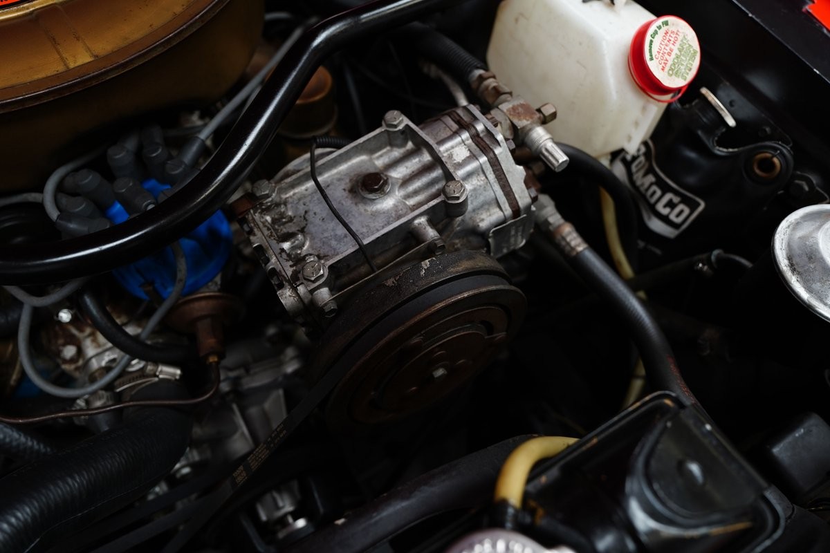 Ford-Mustang-1964-Coupe-32