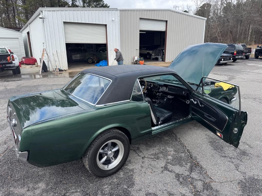 Ford-Mustang-1965-10