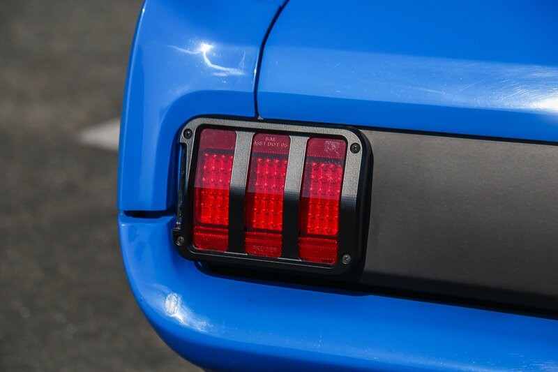 Ford-Mustang-1965-13