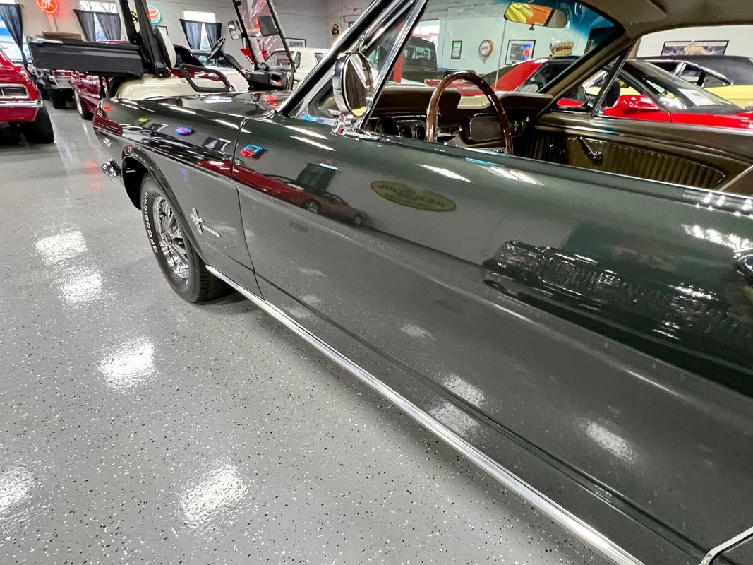 Ford-Mustang-1965-14